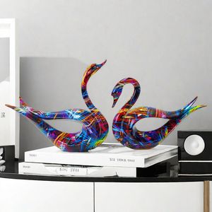 Adorno de Cisnes en Pareja para Decoración del Hogar, Sala de Estar, Mueble Bar, Entrada, Artesanía de Resina Epoxi, Diseño Transfronterizo - Product Image 3