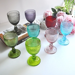 <span class=keywords><strong>Verres</strong></span> à <span class=keywords><strong>vin</strong></span> de mariage fabriqués en Chine, fournitures, gravés et en relief, gobelets colorés, verrerie à pied - Product Image 3