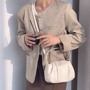 Customized women's leather designer crossbody <b>bag</b>, fashionable women's handbag - Product Image 5