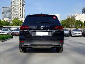 VW <span class=keywords><strong>Touareg</strong></span> 380TSI automatique turbo cuir R18 4x4 édition confort <span class=keywords><strong>2017</strong></span>, véhicule d'occasion inspecté avec caméra - Product Image 3