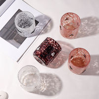 Tasses en verre isolées résistantes à la chaleur avec couvercle à motifs floraux rétro cerise, fraise, sapin de Noël pour boissons et café