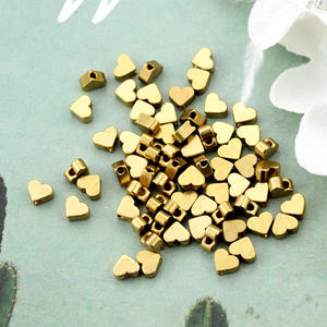 Cuentas de <span class=keywords><strong>Latón</strong></span> <span class=keywords><strong>en</strong></span> Forma de Corazón HP0189 con Orificio Recto, Accesorios para la Fabricación de <span class=keywords><strong>Joyería</strong></span>, Venta al por Mayor - Product Image 3