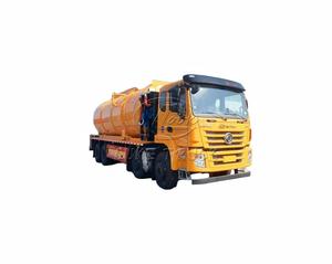 Camión de Succión por Aspiración Dongfeng de 33m³ con 12 Ruedas, Tanque Super Grande y Potente Succión para Limpieza Rápida de Alcantarillado, Pozos de Agua y Tanques de Sedimentos - Product Image 1
