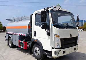 Camión Cisterna de Combustible Diésel Usado 4x2 DONGFENG de 8500 Litros para la Venta en Perú - Product Image 2