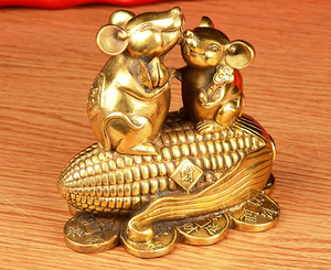 Decoración Fengshui, estatuilla de rata paragolpes China para el maíz y los lingotes chinos y cetro <span class=keywords><strong>Ru</strong></span> Yi - Product Image 4