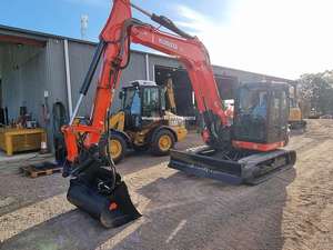 Nouvelles excavatrices d'occasion presque neuves de marque japonaise de premier plan Kx080-3s avec peu d'heures de travail en promotion - Product Image 3