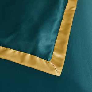 उच्च गुणवत्ता बर्फ रेशम गर्मियों में नींद की चिकनी चादरें सेट चार टुकड़ा सेट बिस्तर सेट - Product Image 4