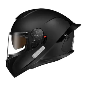 "남성과 여성의 전기 스쿠터 헬멧을위한 듀얼 렌즈와 풀 헬멧이 장착 된 맞춤형 도매 오토바이 헬멧"