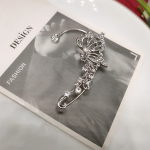 Clip d'<span class=keywords><strong>oreille</strong></span> papillon tendance, style féerique, avec strass, sans perçage, pour femmes et jeunes filles, bijoux <span class=keywords><strong>de</strong></span> fête - Product Image 4
