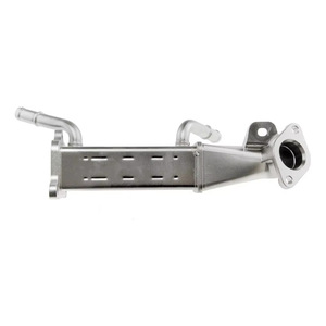 หม้อน้ำรถบัสฟอร์ดทรานซิท ปี 2013 เครื่องยนต์ 2.2 TDCI รุ่น BK2Q9F464BE อะไหล่ทดแทนแบบระบายความร้อนด้วยน้ำ - Product Image 1