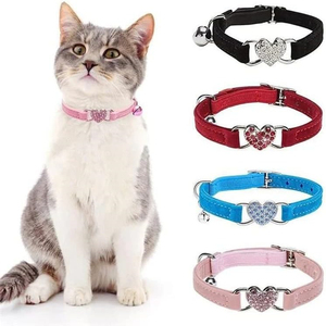 Collar Clásico Ajustable con Diamantes <span class=keywords><strong>de</strong></span> Imitación en Forma <span class=keywords><strong>de</strong></span> Corazón y Campana <span class=keywords><strong>para</strong></span> Gatos y <span class=keywords><strong>Perros</strong></span> Pequeños y Medianos - ¡Gran Oferta! - Product Image 3