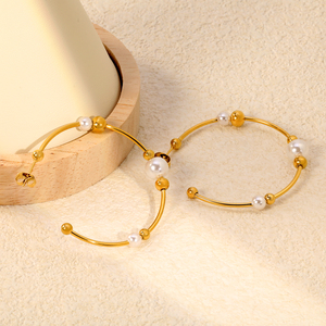 Pendientes de Aro con Perlas de Acero Inoxidable Chapados en Oro de 18K al por Mayor, Pendientes Circulares con Perlas en Forma de C, Joyería Impermeable para Mujer - Product Image 5