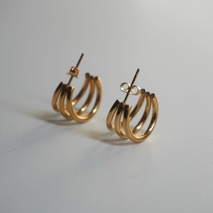 Pendientes de Aro en Forma de U de Acero Inoxidable y Titanio de Alta Calidad, Resistentes al Agua, con Patrón Geométrico para Mujer - Product Image 3