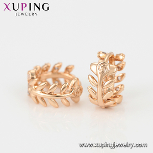 98889 xuping फैशन थोक सस्ते गुलाब सोना मढ़वाया पत्ता inlayed सफेद जिक्रोन संवर्धन महिलाओं के कान की बाली - Product Image 5