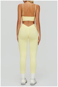 ملابس رياضية نسائية، أطقم يوجا، ملابس رياضية عالية الخصر بدون خياطة للصالة الرياضية واللياقة البدنية، طقم رياضي من قطعتين سريع الجفاف من النايلون والسباندكس مع شعار مخصص - Product Image 4