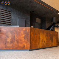 Comptoir de bar en forme de U, en cuivre patiné vieilli, avec dessus en quartz personnalisé, pour restaurant, cocktail, en fer rouillé, en laiton antique, en métal