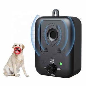 2024 nuevo dispositivo de entrenamiento para detener los ladridos de perros al aire libre, repelente de mascotas, repelente ultrasónico para perros de 50 pies - Product Image 1