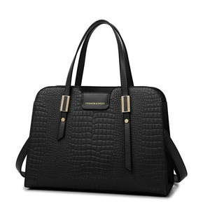 Sac à Main de Luxe en Cuir PU pour Femmes, Ensemble de 3 Pièces Tendance 2025 : Pochette, Porte-cartes et Sac Travers Épaule Ajustable - Product Image 6