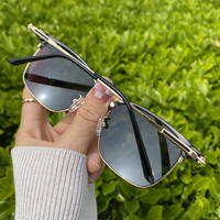 Lentes Fotocromáticas para Hombre, Anti-Reflejantes, con Bloqueo de Luz Azul, Protección UV400, Ópticas 2026