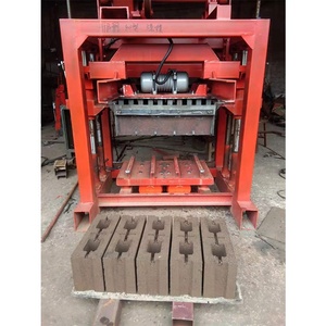เครื่องทำบล็อกอิฐประสานคอนกรีตผสมเถ้าลอยขนาดเล็ก รุ่น QTJ4-40 - Product Image 2