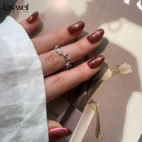 Easywell Nouveaux faux ongles autocollants œil de chat rouge-brun 30 pièces, ronds, réutilisables, brillants, couvrance totale, qualité salon pour usage quotidien