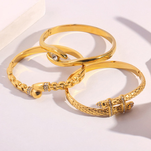 Jusnova mạ vàng thép không gỉ <span class=keywords><strong>Bangle</strong></span> phụ nữ mở Cuff Vòng đeo tay hình học Chuỗi mô hình khối Zircon thời trang đồ trang sức giản dị - Product Image 3
