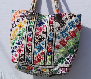 Sac bohème Banjara de style indien, sac vintage Hobo, sac ethnique brodé à la main avec des fleurs, deux sangles, sac léger - Product Image 6
