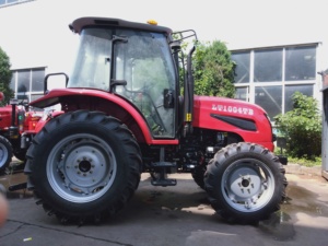 Tracteur 190 CV avec cabine, filtre de luxe et boîte de vitesses 8+8, certifié CE, cabine climatisée et sécurisée - Product Image 6