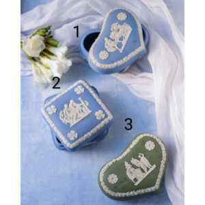 Cajas Decorativas Wedgwood en Diversas Formas, Diseños Elegantes y con Estilo Tipo Jarrón para la Organización del Hogar - Product Image 6