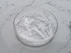 Bulk Sale Food Additive Cooling Agent Pure 99% <strong>Menthol</strong> <strong>Crystals</strong> in Bulk - Product Image 2