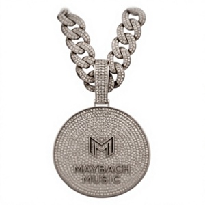 Broche Redondo de Moissanita con Letra M, Chapado en Plata, Accesorio de Moda para Regalo de Boda con Piedra de Nacimiento de Agosto, Unisex, 20+ Años - Product Image 3