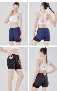 شورت جري للنساء بطبقتين جيد التهوية 2 في 1 شورت رياضي بوليستر سريع الجفاف شورت رياضي ملون موتي شورت رياضي بشعار مخصص - Product Image 5