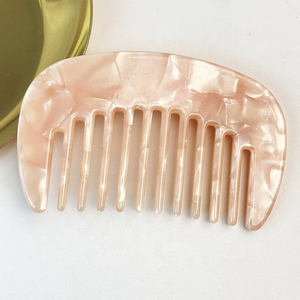 Brosse et peigne à cheveux en acétate de tortue à dents larges de 7,8 cm avec impression vintage et logo personnalisé - Product Image 3
