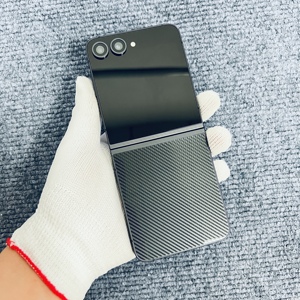 Samsung Z Flip 6 5G Usado, Teléfonos Móviles 5G Usados, Teléfonos Móviles Usados de 128GB, Teléfono Móvil Usado Original, Venta al Por Mayor de Teléfonos Móviles Usados - Product Image 1
