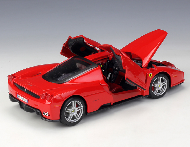Amazon.com: Bburago Ferrari Enzo 1:24 Scale Red Sports Car