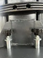4.5t/5.5t Çin Üreticisi Portal Tipi İki Kolonlu Araç Kaldırma Lifti, OEM ODM Desteği ve CE ISO Onayı ile Otomobil Servis Fabrikaları için
