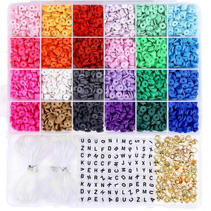 Kit de pâte polymère DIY, 4500+ pièces, fournitures de perlage, perles lettres, anneaux dorés, entretoises, accessoires pour la fabrication de bijoux - Product Image 1