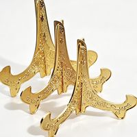 Support de présentation triangulaire pliable en alliage de zinc gravable CNC personnalisé pour plaques de récompense, médailles, cadres photo et ornements