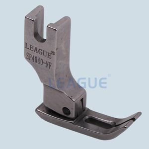 <span class=keywords><strong>Pie</strong></span> de costura de doble punta con cremallera y bisagras SP4040-NF de 4 mm <span class=keywords><strong>para</strong></span> máquina de <span class=keywords><strong>coser</strong></span> de pespunte recto de una aguja con alimentación por aguja - Product Image 1