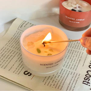 सोया मोम आवश्यक तेलों के साथ कपास बाती Aromatherapy मोमबत्तियाँ हीलिंग कण आध्यात्मिक उपहार के लिए महिलाओं ध्यान ग्लास मोमबत्ती - Product Image 5