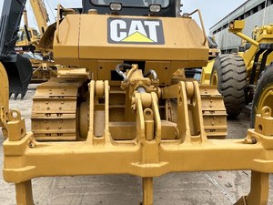 Bulldozer Usado de Alta Calidad CAT D6G, Tractor de Orugas con Motor Original y Rodamientos Incluidos, Pequeño y con Orugas, en Venta - Product Image 4