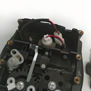 Serrure de porte de compartiment 181 avec lumière 55V01-08310 Prix usine pour serrure de porte de compartiment de carrosserie de bus - Product Image 6