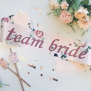 ชุดสายสะพายสำหรับเจ้าสาว ผ้าซาตินพิมพ์ลายดอกไม้ ทีมเจ้าสาว 6 ชิ้น อุปกรณ์ตกแต่งงานแต่งงาน - Product Image 4