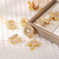 Haute qualité cuivre plaqué or Zircon pendentif potelé mode américaine Simple clavicule chaîne ballon 26 lettres pendentif à breloque