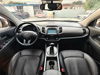 Excellent Sportage d'occasion 2016-2018 2.0L 2WD DLX Automatique SUV Conduite à Gauche Toutes Options Bien Entretenu Voiture d'occasion à Vendre