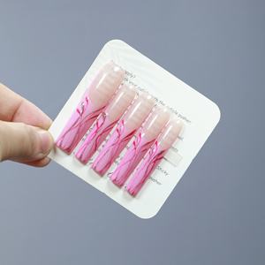 Faux ongles à presser faits main, couvrance totale, forme cercueil longue, en acrylique de luxe, avec French manucure et papillons 3D, haute qualité, pour vente en gros - Product Image 3