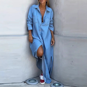 Vestido largo <span class=keywords><strong>de</strong></span> <span class=keywords><strong>mezclilla</strong></span> estilo europeo <span class=keywords><strong>con</strong></span> cuello tipo cárdigan, manga larga, holgado, ultra largo, <span class=keywords><strong>con</strong></span> abertura lateral, tipo <span class=keywords><strong>blusa</strong></span> y <span class=keywords><strong>falda</strong></span>, al por mayor. - Product Image 1