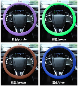 Couvre-volant saisonnier <span class=keywords><strong>AutoSport</strong></span> Rubber Sport Car Decoration Grip pour automobiles - Product Image 4