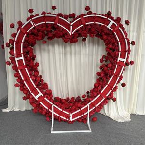 Arche de fleurs en forme de cœur rouge pour mariage Y-HFA141, arche de fleurs de luxe en forme de cœur, arche de fleurs artificielle faite à la main en soie pour la décoration - Product Image 1