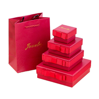 Boîtes rigides à gros nœud rouge Boîte d'emballage de bijoux recyclable en carton pour collier, boucles d'oreilles, bracelet, bague et montre